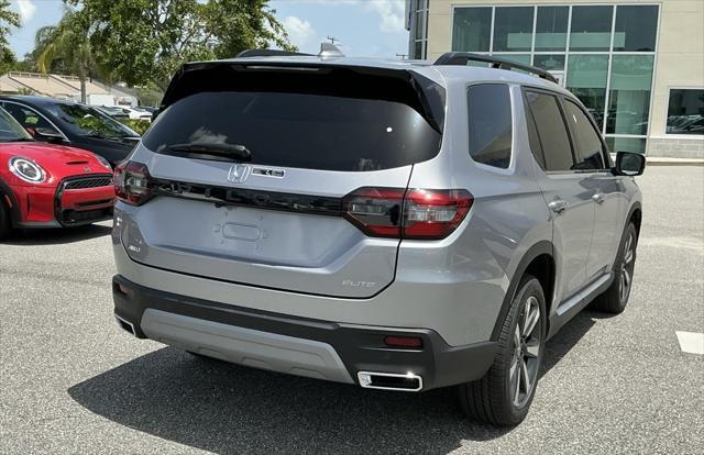 new 2025 Honda Pilot car, priced at $54,530