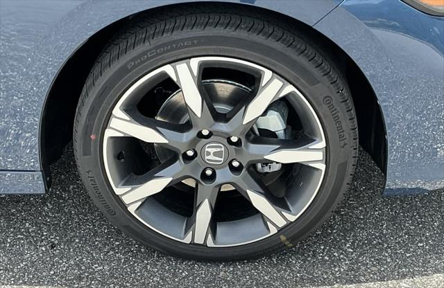 new 2025 Honda Civic Hybrid car, priced at $33,555
