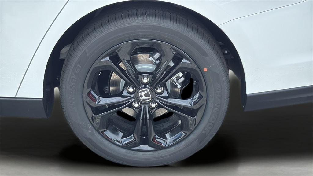 new 2025 Honda Accord car, priced at $30,665