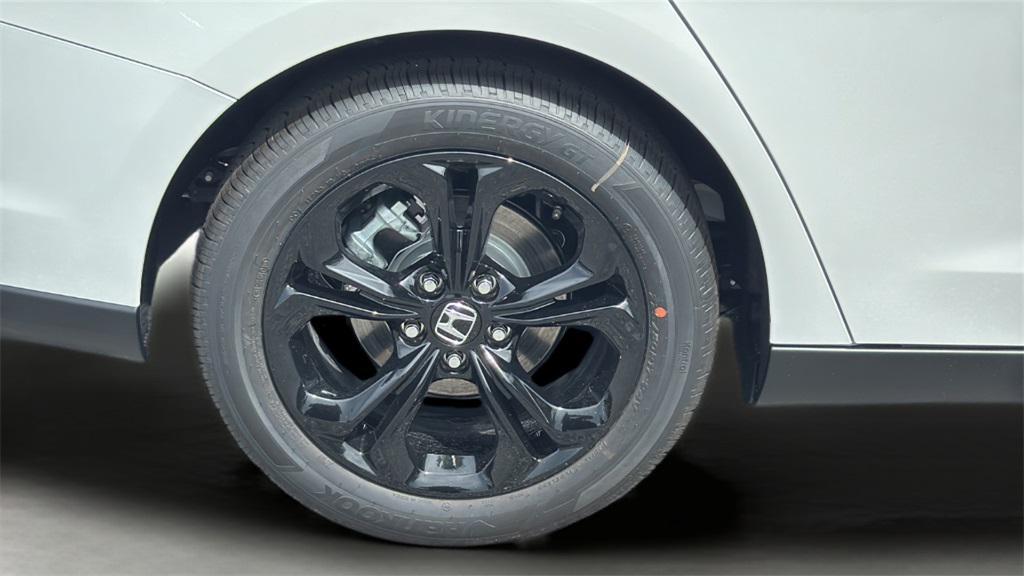 new 2025 Honda Accord car, priced at $30,665