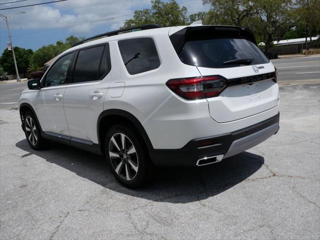 new 2025 Honda Pilot car, priced at $49,405
