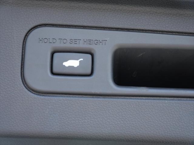used 2025 Honda Pilot car, priced at $40,488