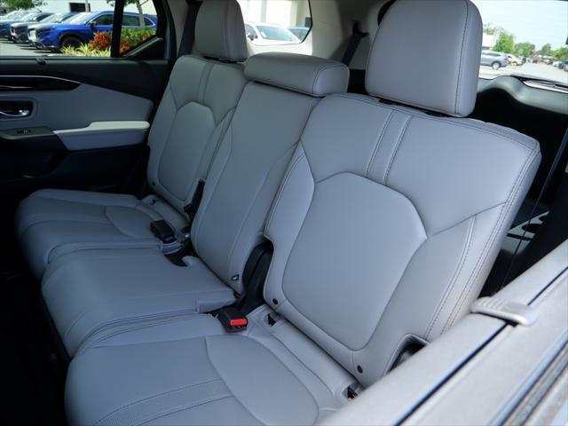 used 2025 Honda Pilot car, priced at $40,488