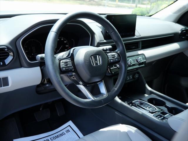 used 2025 Honda Pilot car, priced at $40,488