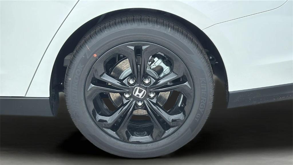 new 2025 Honda Accord car, priced at $30,665