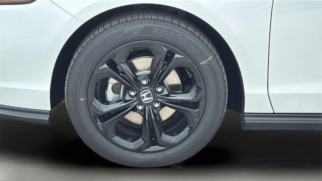 new 2025 Honda Accord car, priced at $30,665