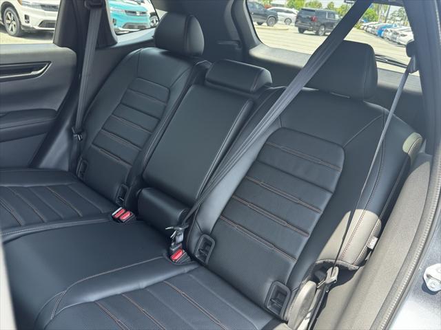 new 2025 Honda CR-V Hybrid car, priced at $39,045