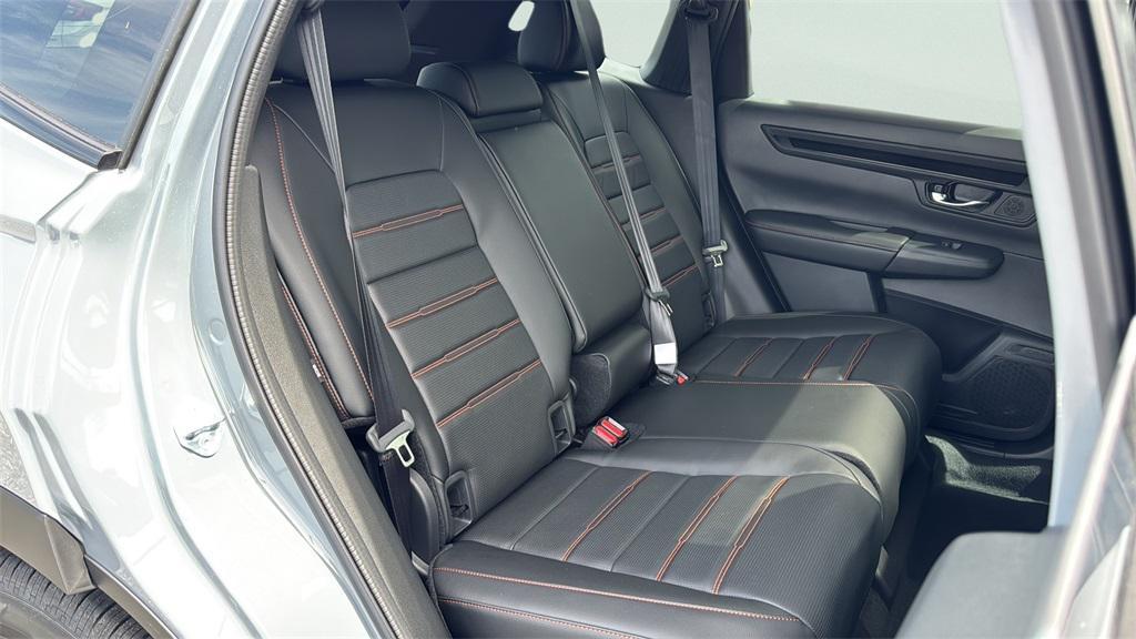 new 2026 Honda CR-V Hybrid car, priced at $40,630