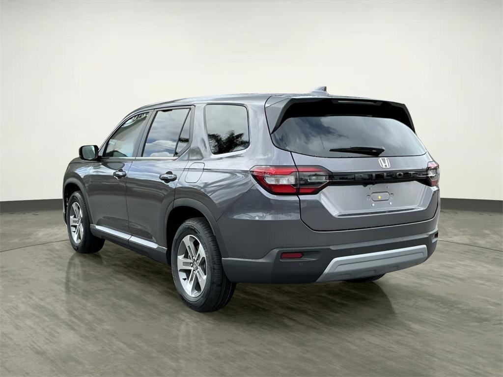 new 2025 Honda Pilot car, priced at $42,995