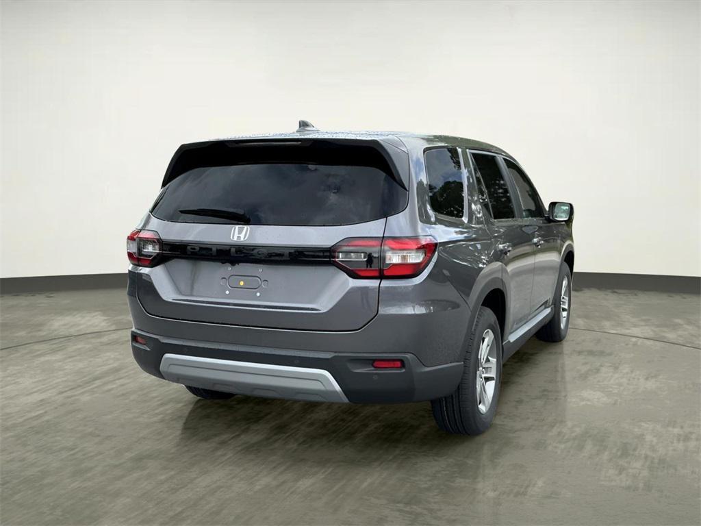 new 2025 Honda Pilot car, priced at $42,995