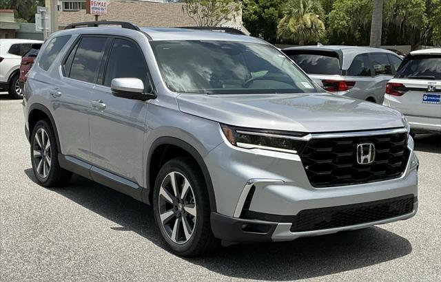 new 2025 Honda Pilot car, priced at $48,950