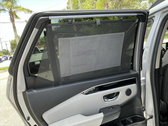 new 2025 Honda Pilot car, priced at $48,950