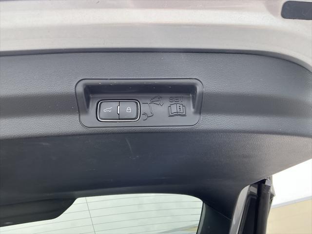 used 2024 Ford Explorer car, priced at $33,291