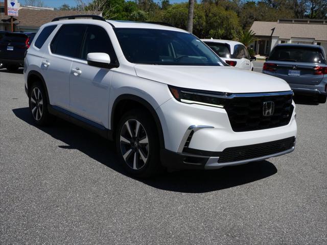 new 2025 Honda Pilot car, priced at $49,405