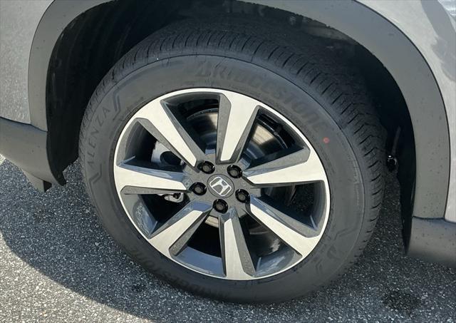 new 2025 Honda Pilot car, priced at $56,250