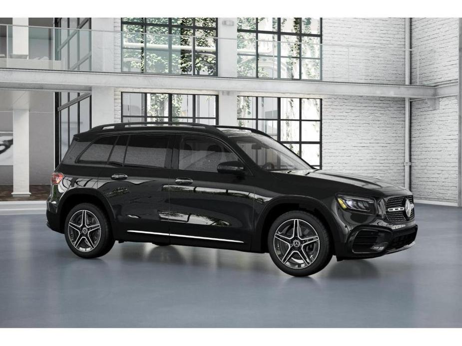 new 2024 Mercedes-Benz GLB 250 car, priced at $52,625