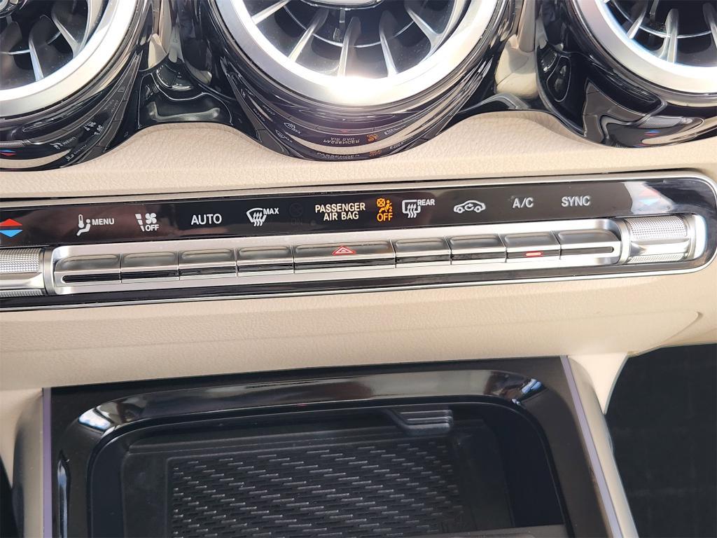 used 2022 Mercedes-Benz GLB 250 car, priced at $32,498