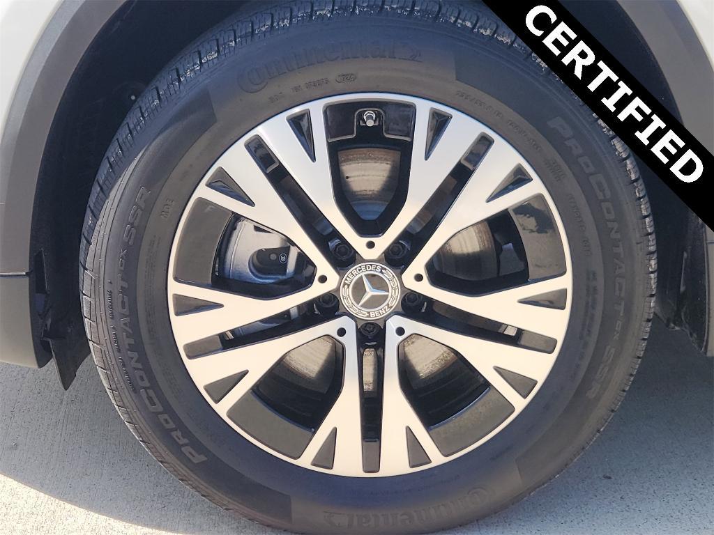 used 2025 Mercedes-Benz GLA 250 car, priced at $37,998