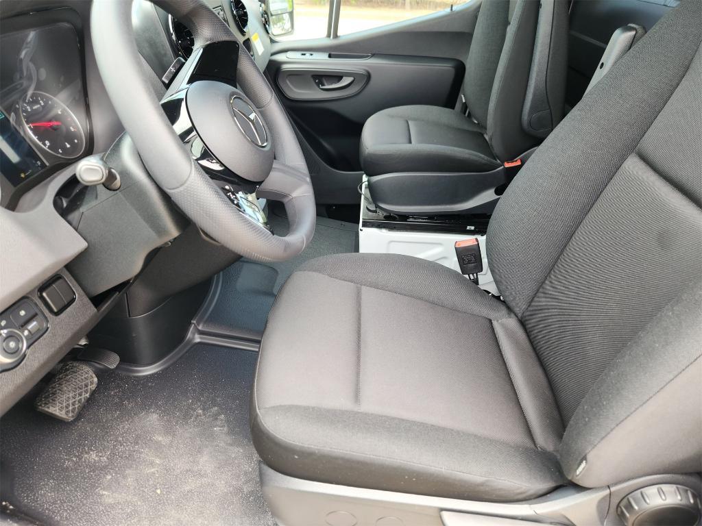 new 2025 Mercedes-Benz Sprinter 2500 car, priced at $61,579