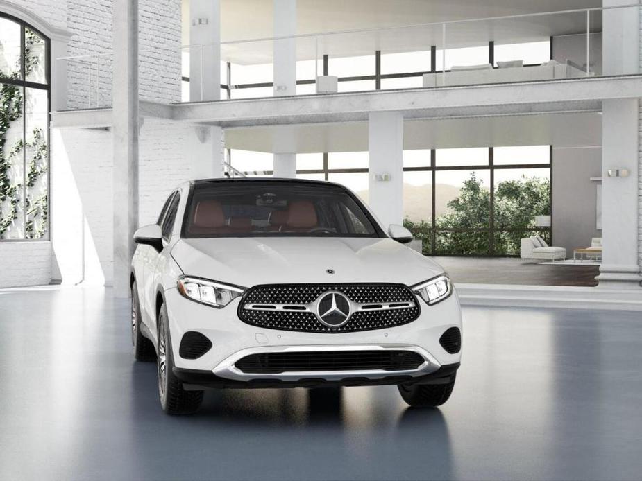 new 2025 Mercedes-Benz GLC 300 car