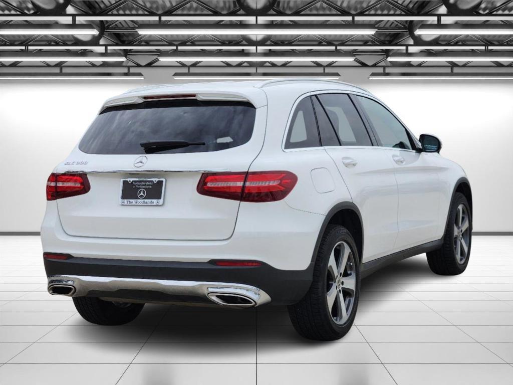 used 2019 Mercedes-Benz GLC 300 car, priced at $22,798