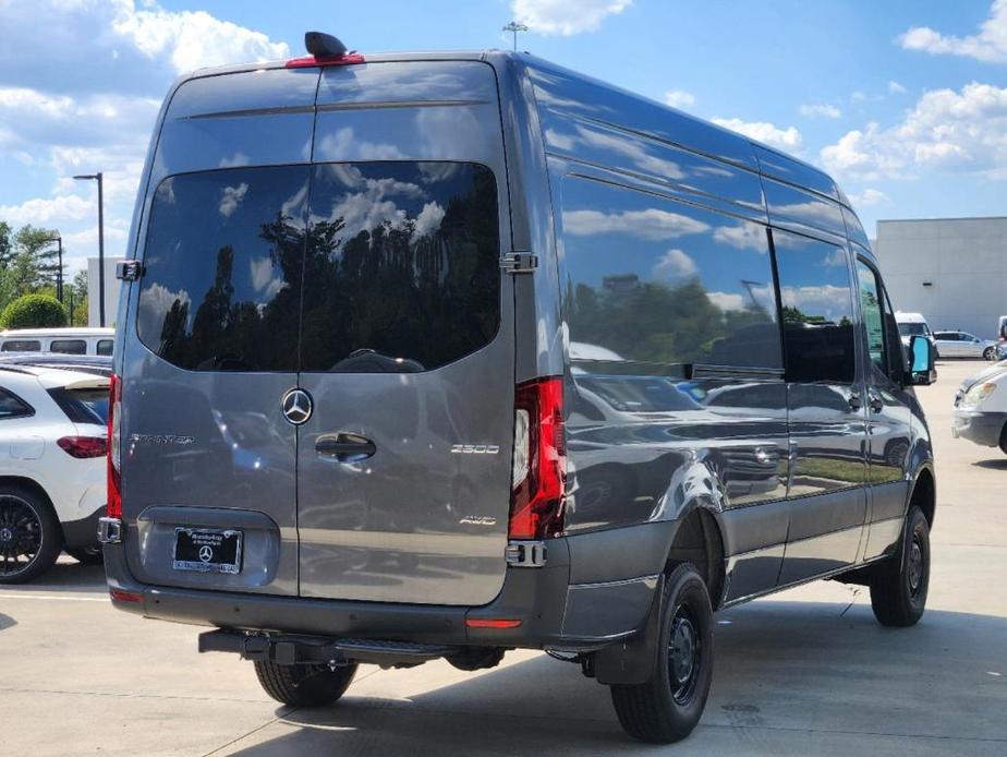 new 2024 Mercedes-Benz Sprinter 2500 car, priced at $90,552