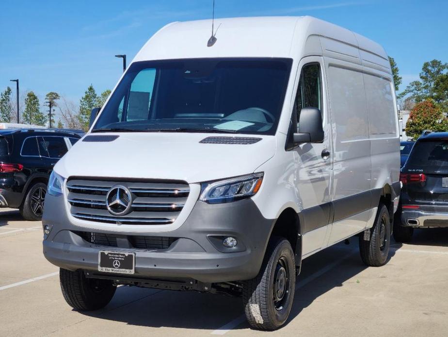 new 2024 Mercedes-Benz Sprinter 2500 car, priced at $75,795