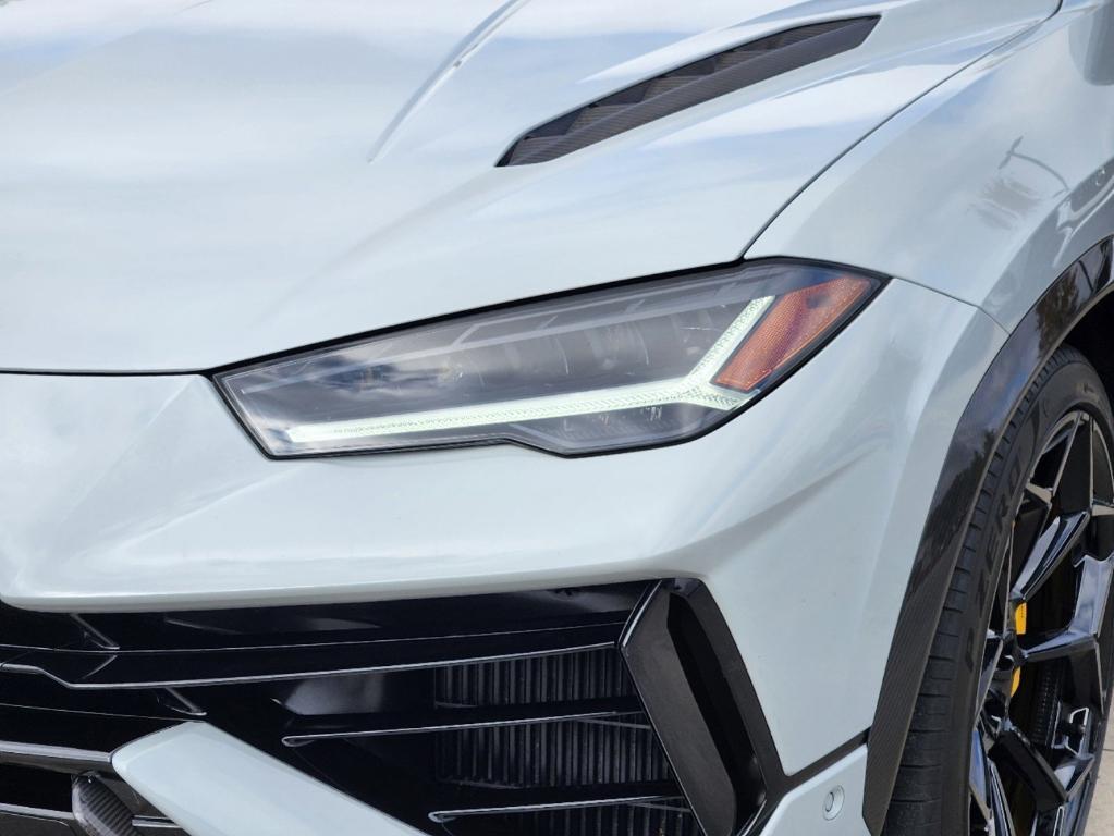 used 2024 Lamborghini Urus car, priced at $318,998