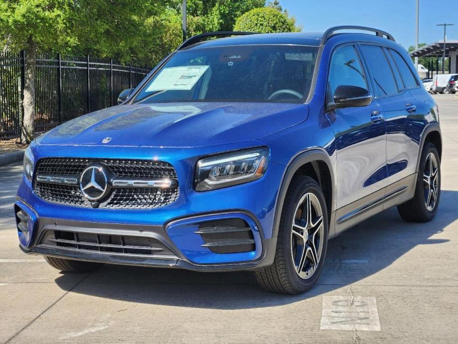 new 2024 Mercedes-Benz GLB 250 car, priced at $53,480
