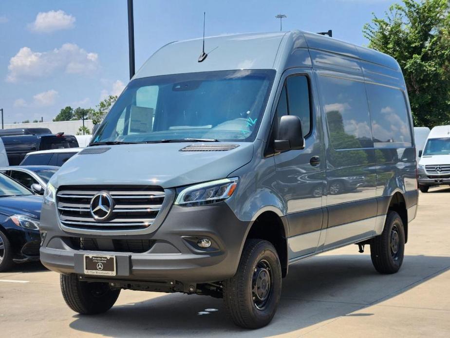 new 2024 Mercedes-Benz Sprinter 2500 car, priced at $72,030