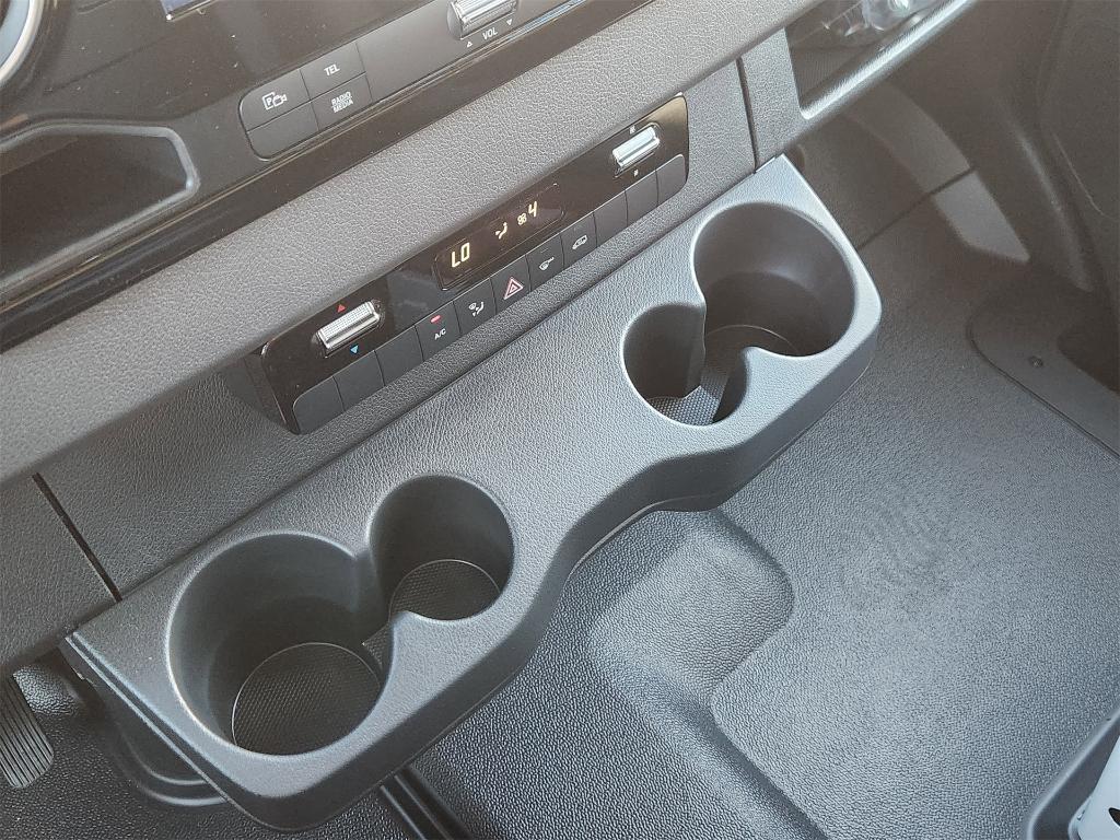 new 2026 Mercedes-Benz Sprinter 2500 car, priced at $62,101