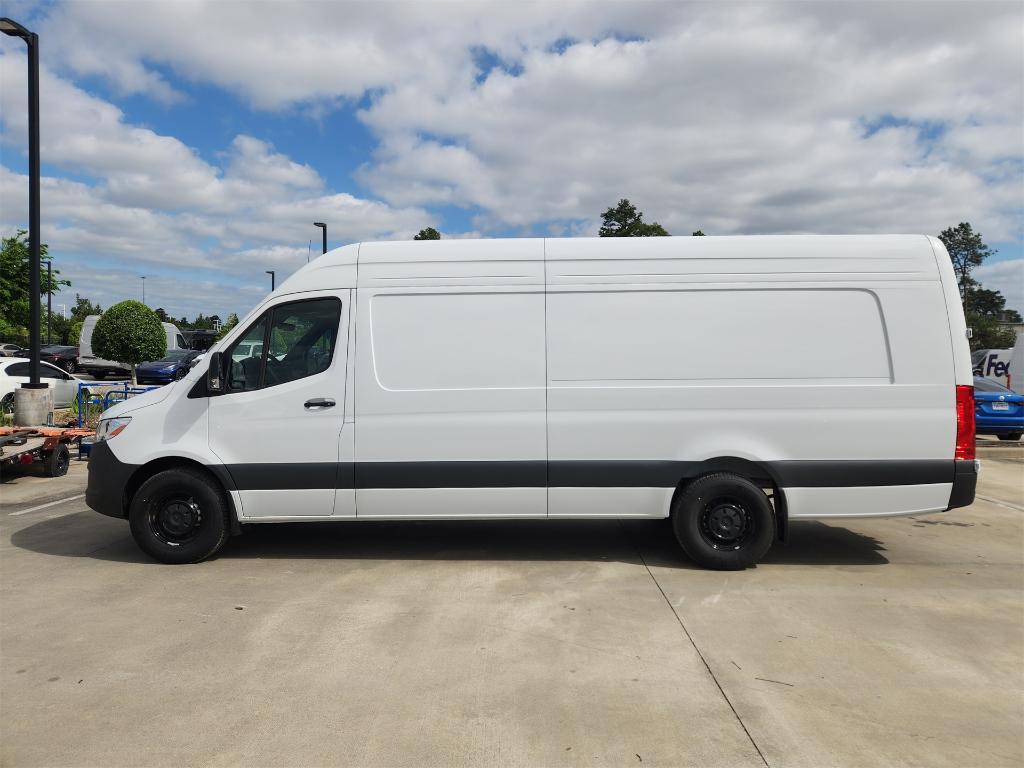 new 2024 Mercedes-Benz Sprinter 2500 car, priced at $67,546