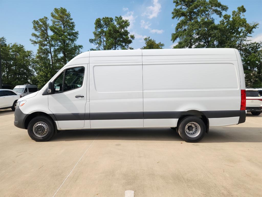 new 2025 Mercedes-Benz Sprinter 3500 car, priced at $68,339