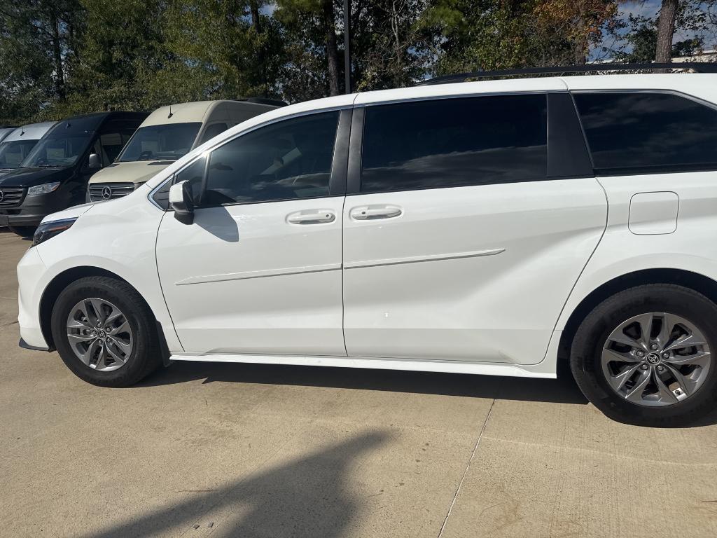 used 2022 Toyota Sienna car, priced at $34,498