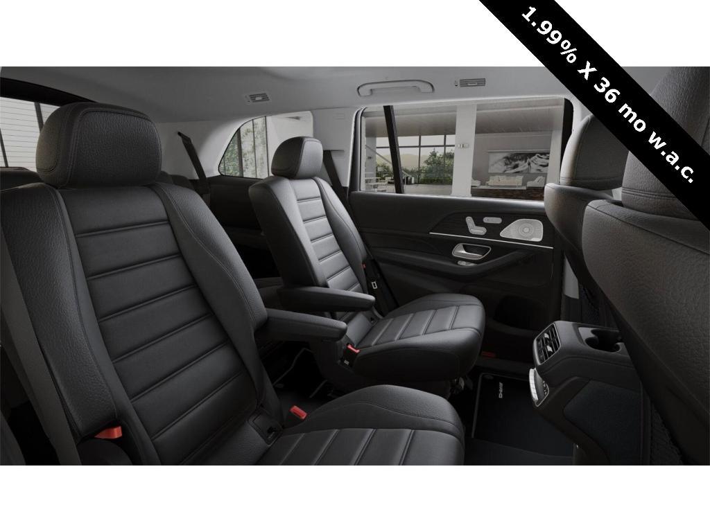 new 2025 Mercedes-Benz GLS 580 car, priced at $125,005