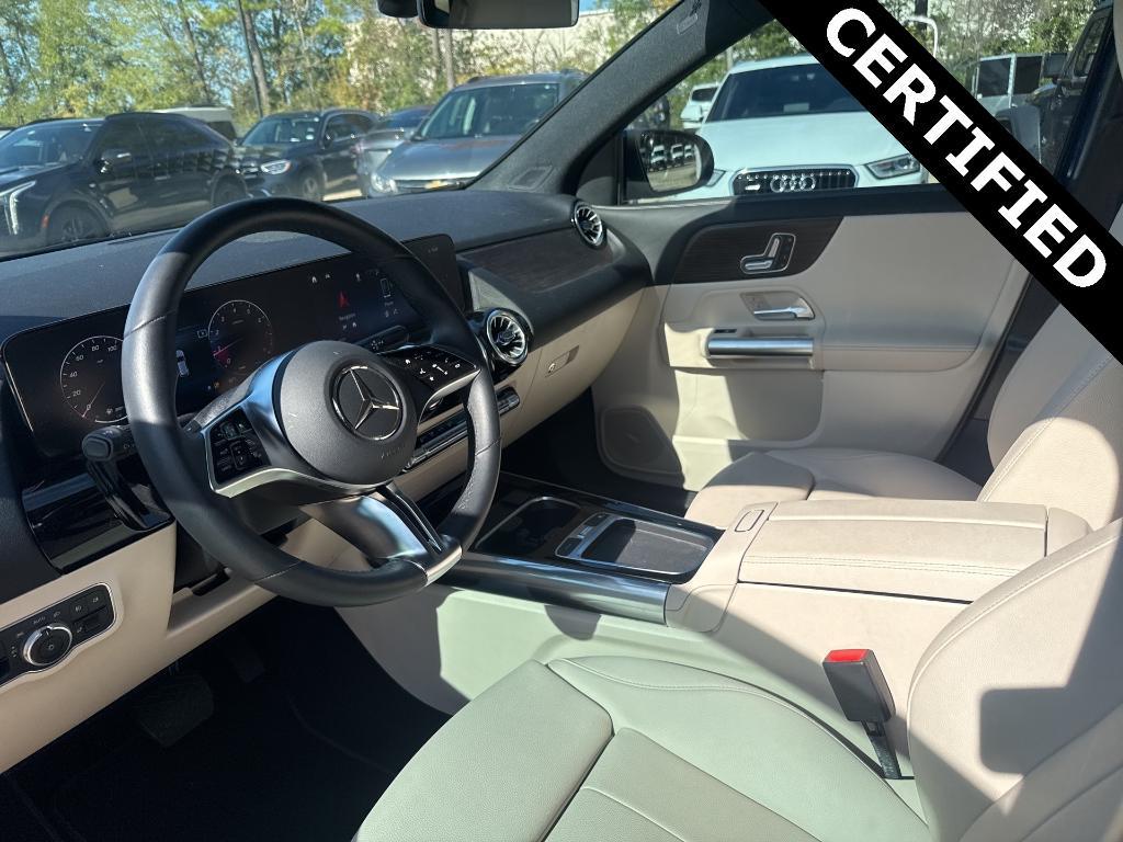 used 2025 Mercedes-Benz GLA 250 car, priced at $39,998