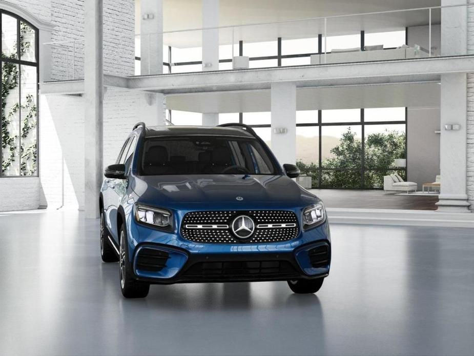 new 2024 Mercedes-Benz GLB 250 car, priced at $53,375