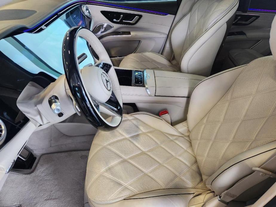 new 2024 Mercedes-Benz Maybach EQS 680 car, priced at $196,050