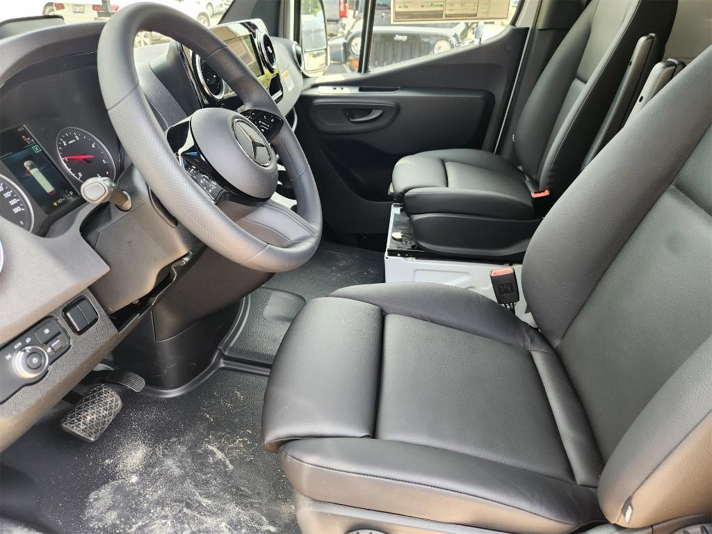 new 2025 Mercedes-Benz Sprinter 2500 car, priced at $62,003