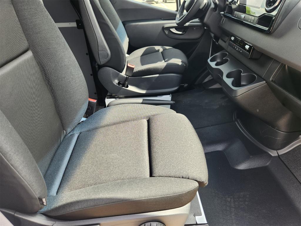 new 2025 Mercedes-Benz Sprinter 2500 car, priced at $70,887