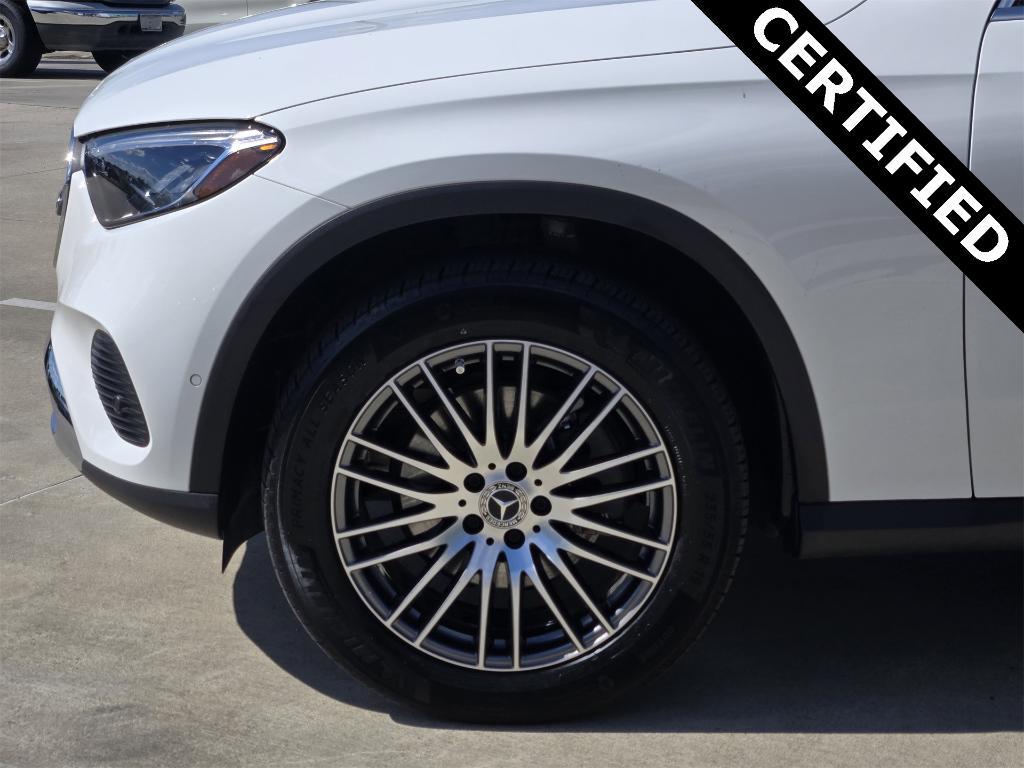 used 2025 Mercedes-Benz GLC 300 car, priced at $45,998