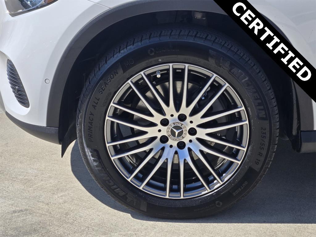 used 2025 Mercedes-Benz GLC 300 car, priced at $45,998