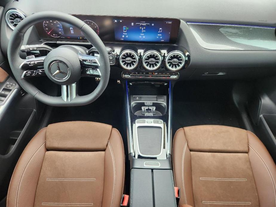 new 2025 Mercedes-Benz GLA 250 car