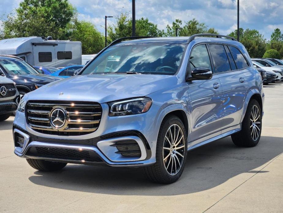 new 2025 Mercedes-Benz GLS 450 car