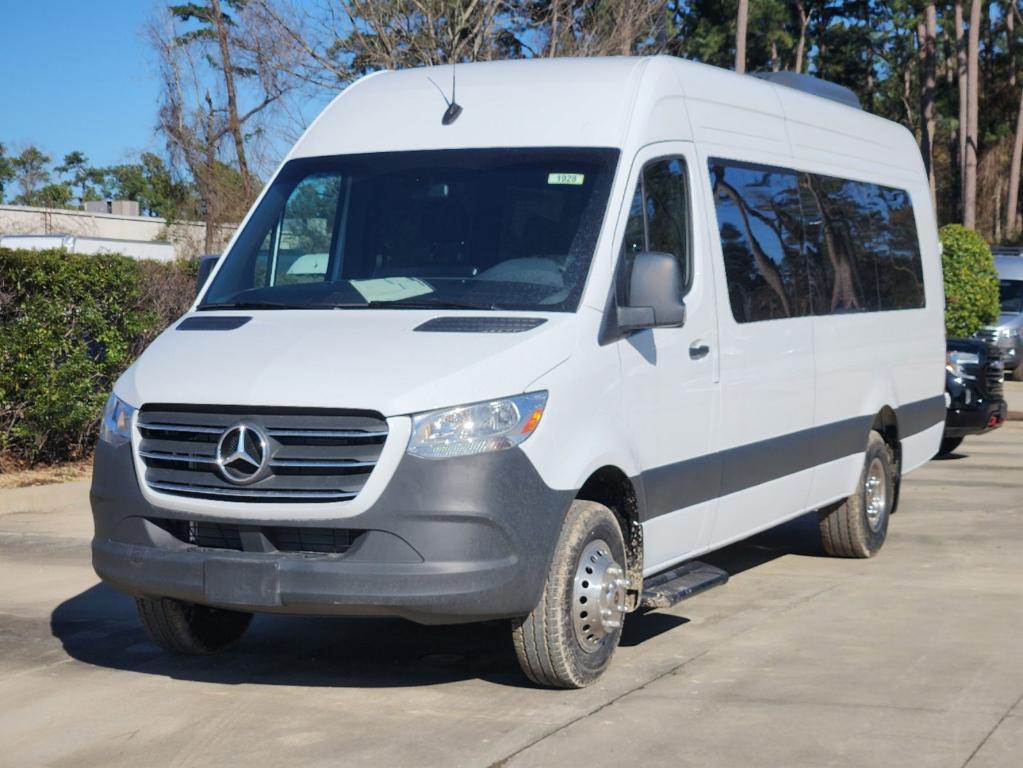 new 2024 Mercedes-Benz Sprinter 3500 car, priced at $82,196