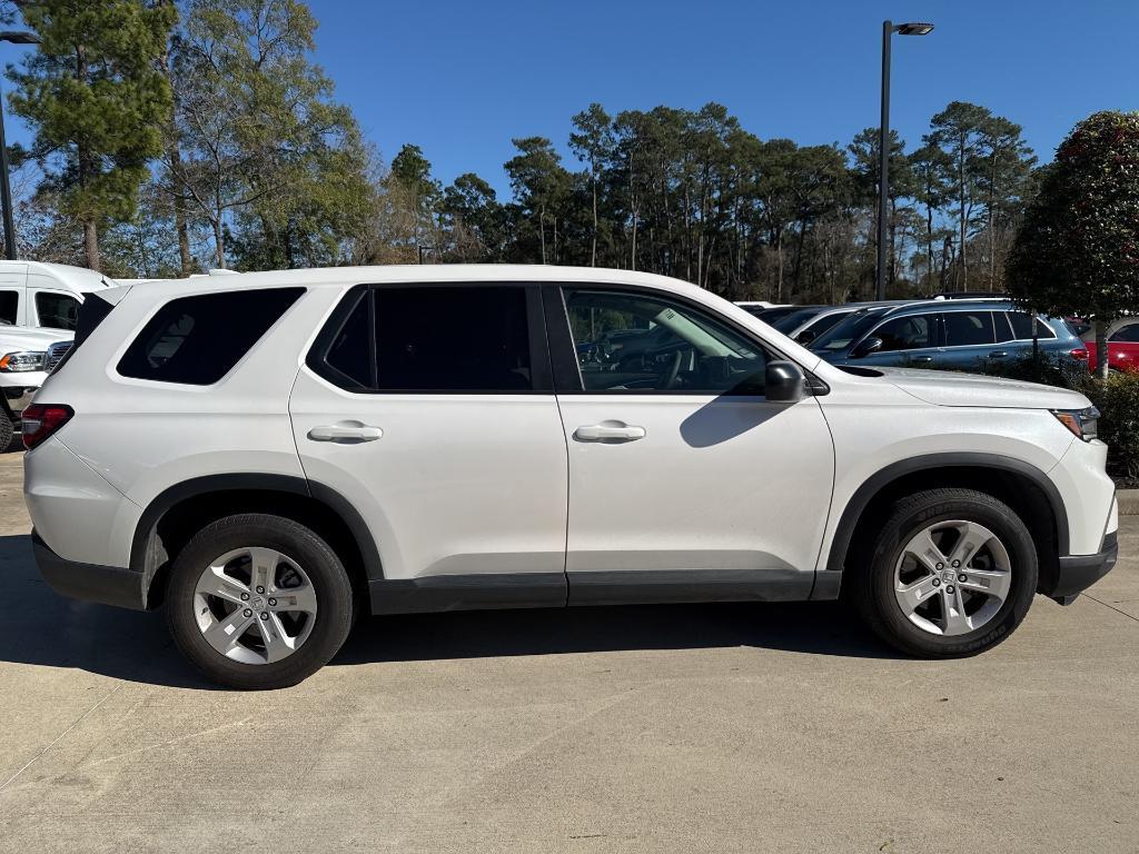 used 2023 Honda Pilot car, priced at $29,998