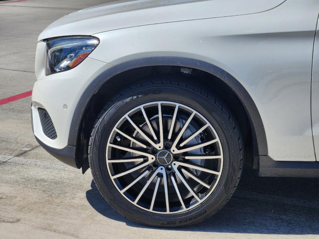 used 2018 Mercedes-Benz GLC 300 car, priced at $27,998