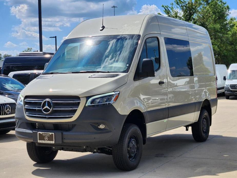 new 2024 Mercedes-Benz Sprinter 2500 car, priced at $76,908