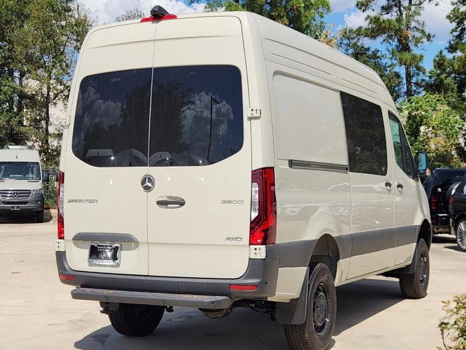 new 2024 Mercedes-Benz Sprinter 2500 car, priced at $76,908