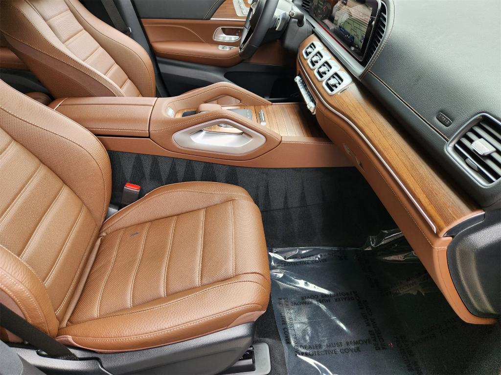 new 2025 Mercedes-Benz GLE 450 car, priced at $89,985